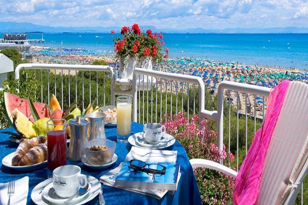 Playa Hotel 3*